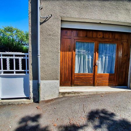 Idealement Situe, Spacieux Et Agreable, Parking Gratuit Et Classe 3 Etoiles Манд Екстер'єр фото