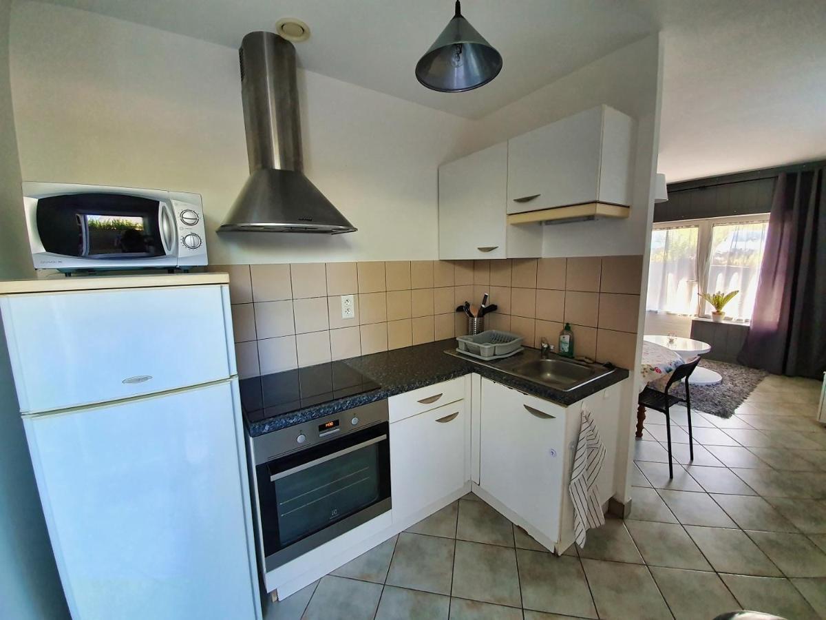 Idealement Situe, Spacieux Et Agreable, Parking Gratuit Et Classe 3 Etoiles Манд Екстер'єр фото