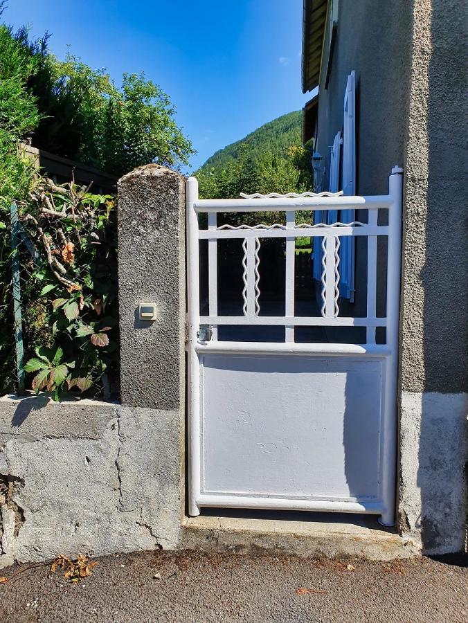 Idealement Situe, Spacieux Et Agreable, Parking Gratuit Et Classe 3 Etoiles Манд Екстер'єр фото
